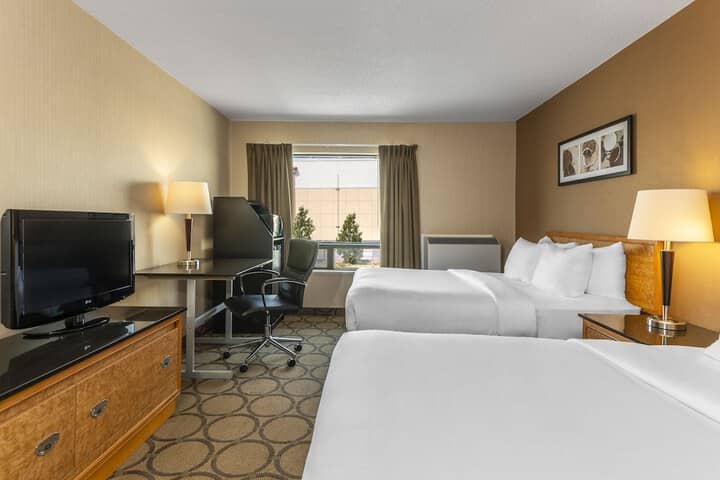 Room 10 of 35